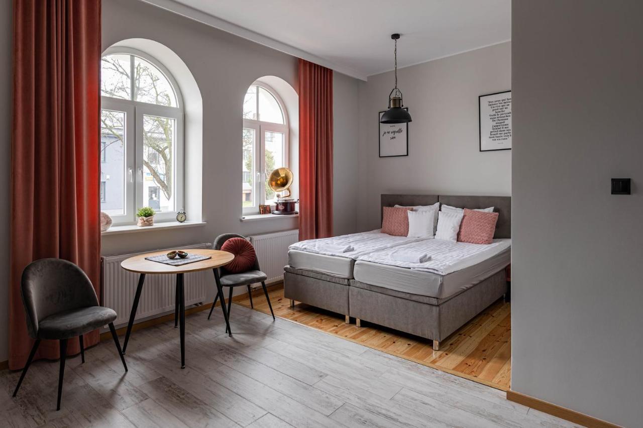 Apartamenty W Kamienicy Sieradz Extérieur photo