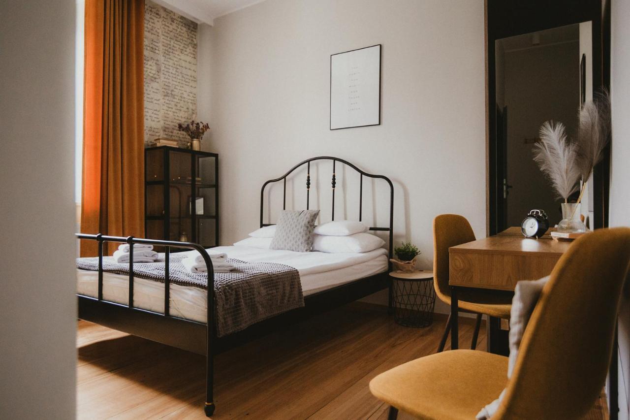 Apartamenty W Kamienicy Sieradz Extérieur photo